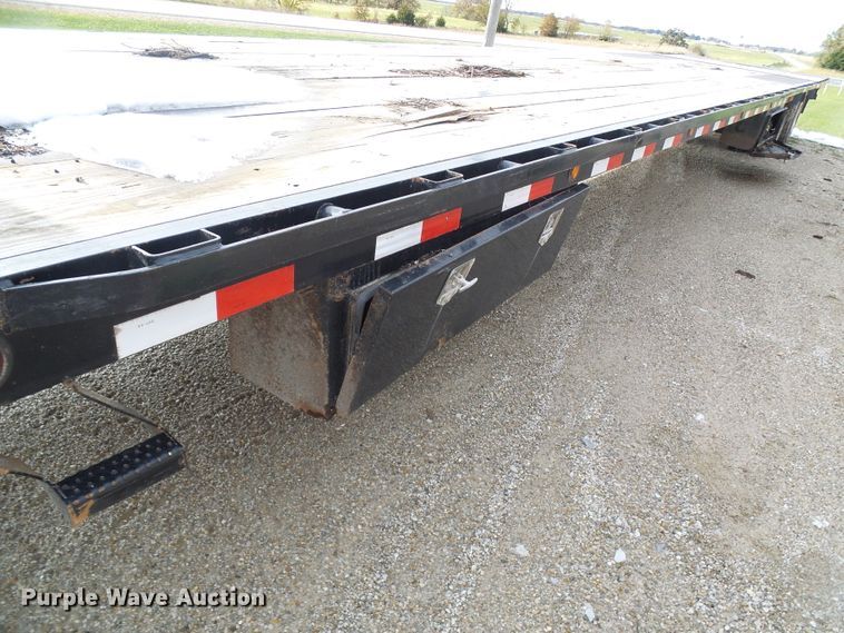 image for item DI0717 2016 Load Trail equipment trailer