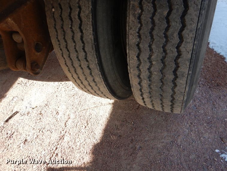 image for item EC9157 1946 Fruehauf flatbed trailer