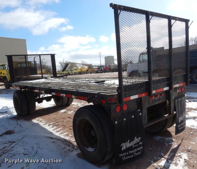 image for item EC9158 1971 flatbed trailer
