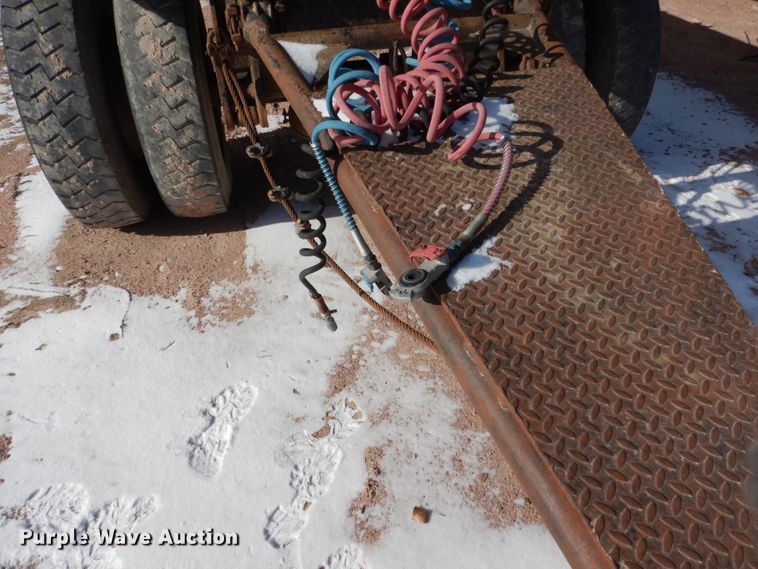 image for item EC9158 1971 flatbed trailer