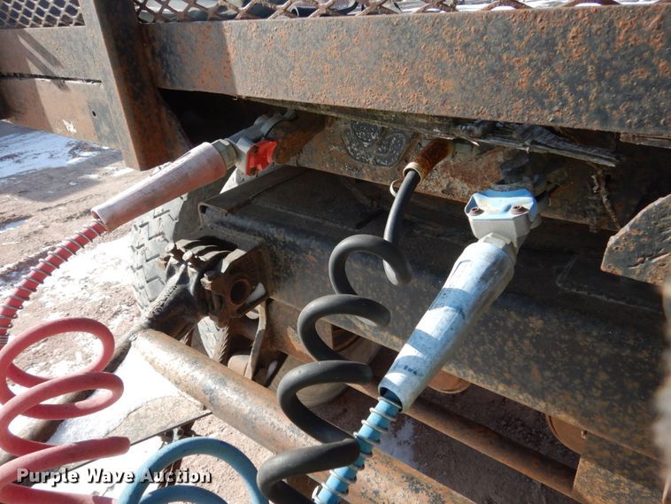 image for item EC9158 1971 flatbed trailer