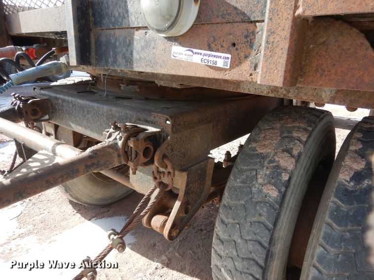 image for item EC9158 1971 flatbed trailer