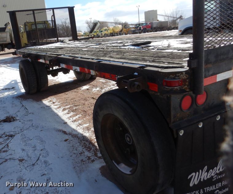 image for item EC9158 1971 flatbed trailer
