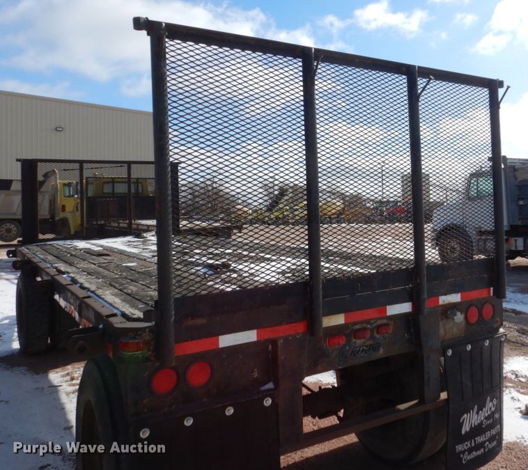 image for item EC9158 1971 flatbed trailer
