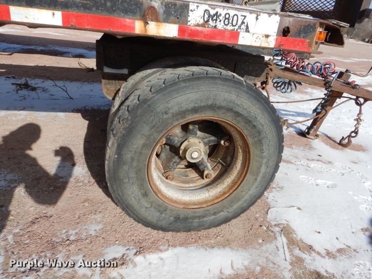image for item EC9158 1971 flatbed trailer