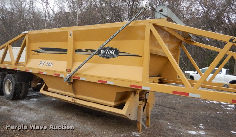 image for item EC9168 2015 R-way T4221TRI bottom dump trailer