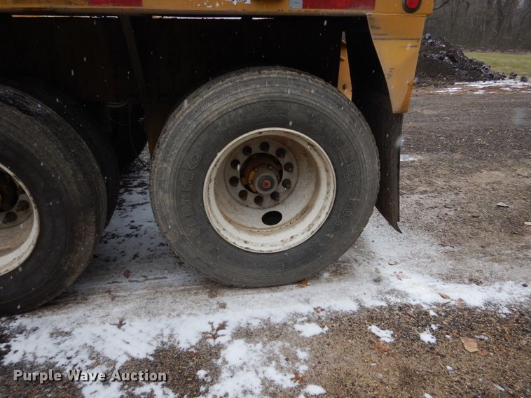 image for item EC9168 2015 R-way T4221TRI bottom dump trailer