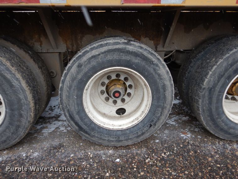 image for item EC9168 2015 R-way T4221TRI bottom dump trailer