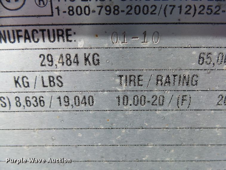 image for item EF9568 2010 Wilson DWH551B Pace Setter double hopper bottom grain trailer