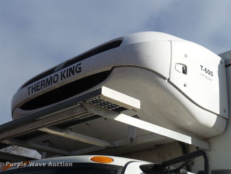 image for item EF9592 2009 International DuraStar 4300 refrigerated box truck