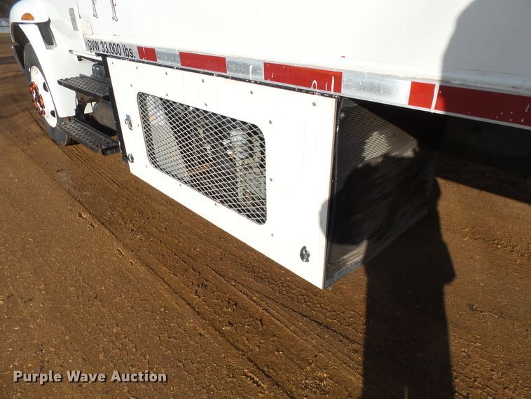 image for item EF9592 2009 International DuraStar 4300 refrigerated box truck