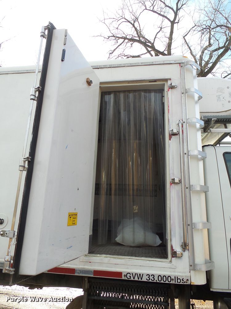 image for item EF9592 2009 International DuraStar 4300 refrigerated box truck