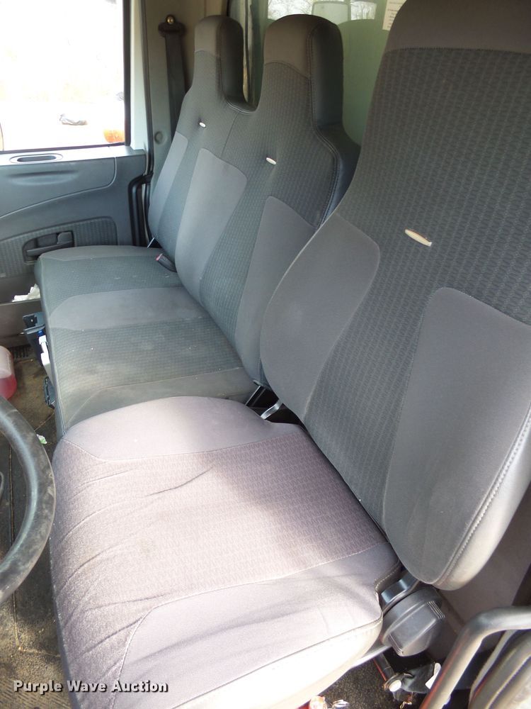 image for item EF9592 2009 International DuraStar 4300 refrigerated box truck