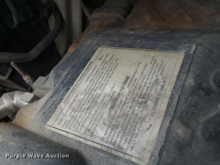 image for item EF9592 2009 International DuraStar 4300 refrigerated box truck