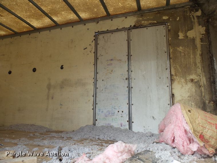 image for item EF9595 2000 Ford F650 Super Duty box truck