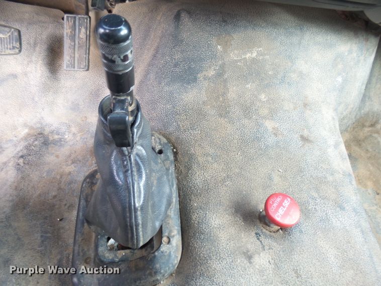 image for item EF9595 2000 Ford F650 Super Duty box truck