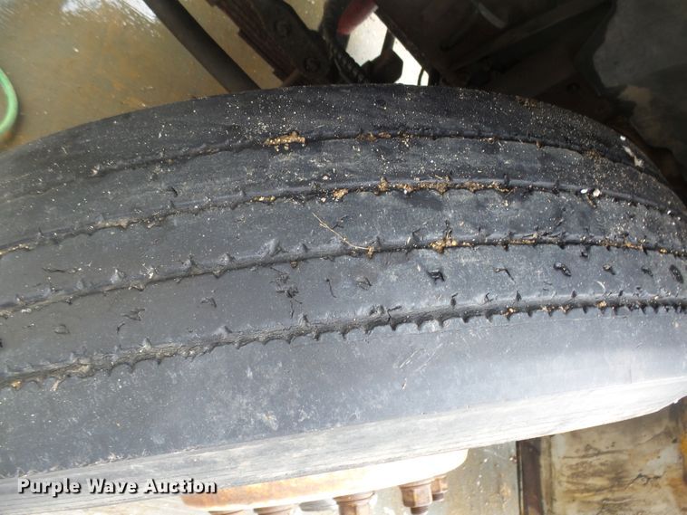 image for item EF9595 2000 Ford F650 Super Duty box truck