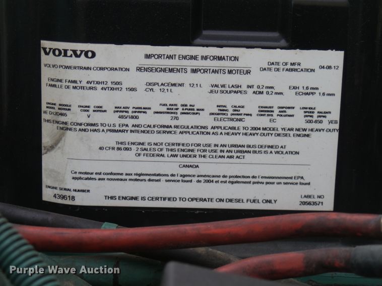 image for item EF9598 2005 Volvo VNL64T semi truck