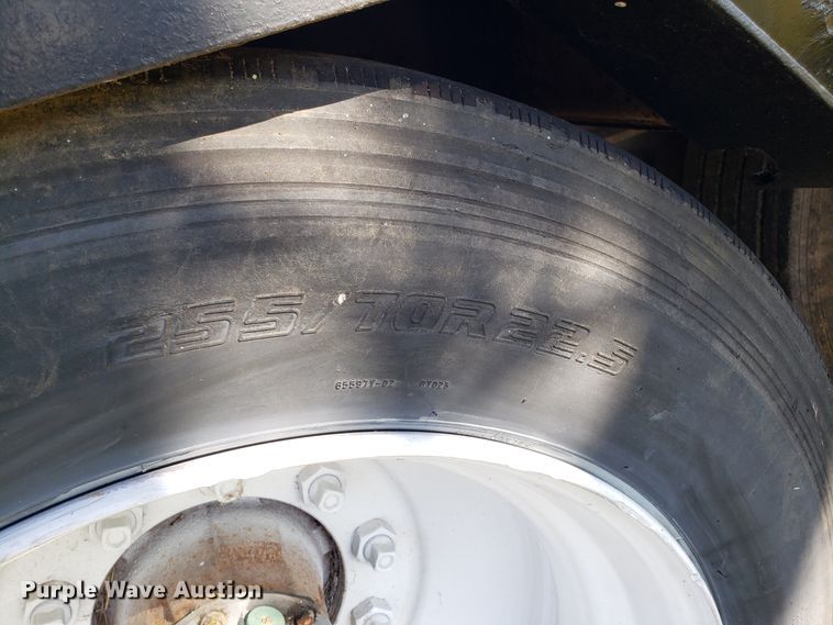 image for item EL9751 1985 Great Dane GPDAR48 drop deck trailer