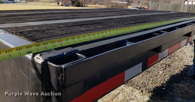 image for item EL9751 1985 Great Dane GPDAR48 drop deck trailer