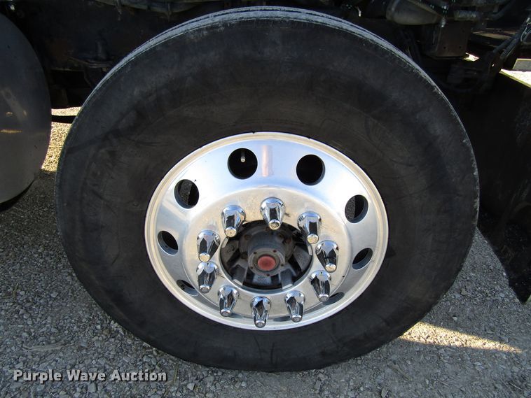 image for item FD9311 2006 Western Star 4900FA semi truck