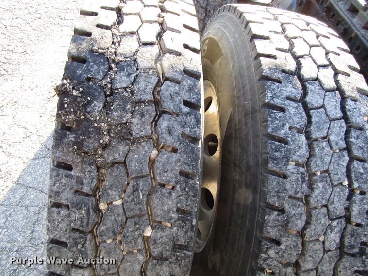 image for item FD9311 2006 Western Star 4900FA semi truck