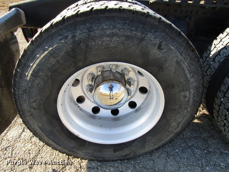 image for item FD9311 2006 Western Star 4900FA semi truck