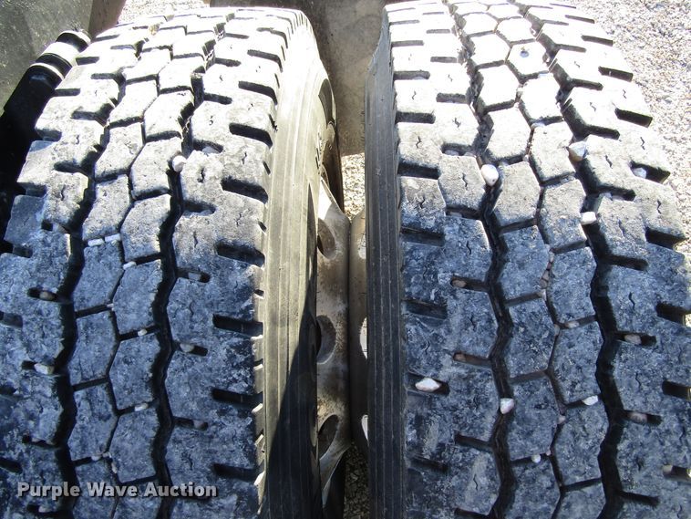 image for item FD9311 2006 Western Star 4900FA semi truck