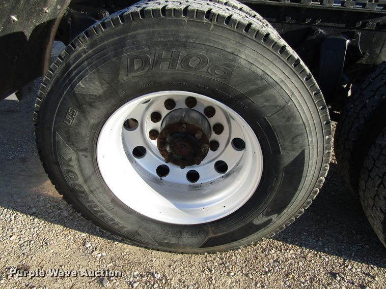 image for item FD9311 2006 Western Star 4900FA semi truck