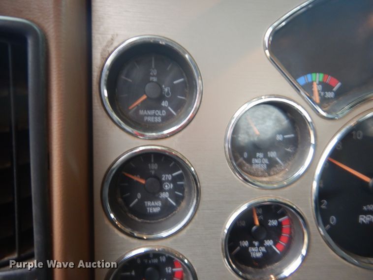 image for item FF9163 2008 Mack GU713 semi truck