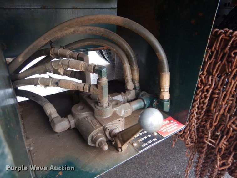 image for item FF9163 2008 Mack GU713 semi truck