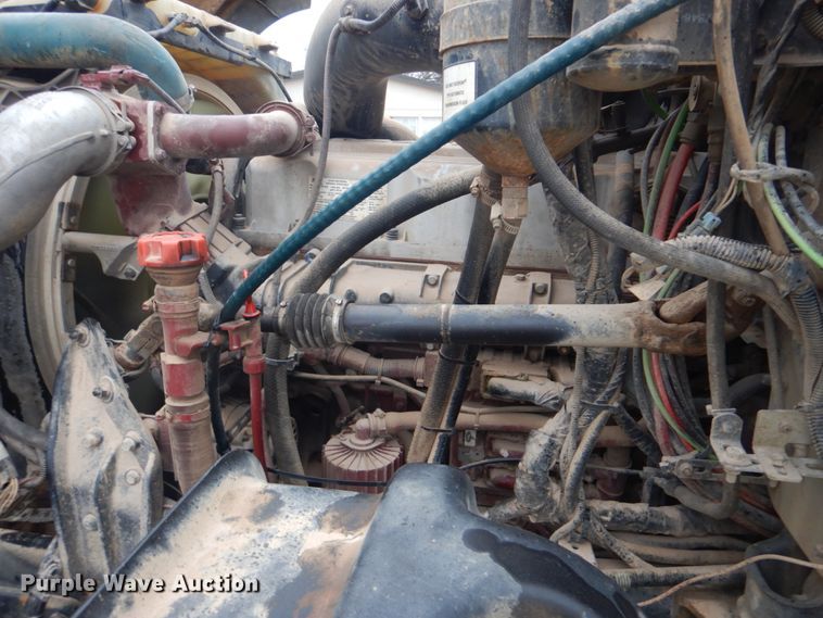 image for item FF9163 2008 Mack GU713 semi truck