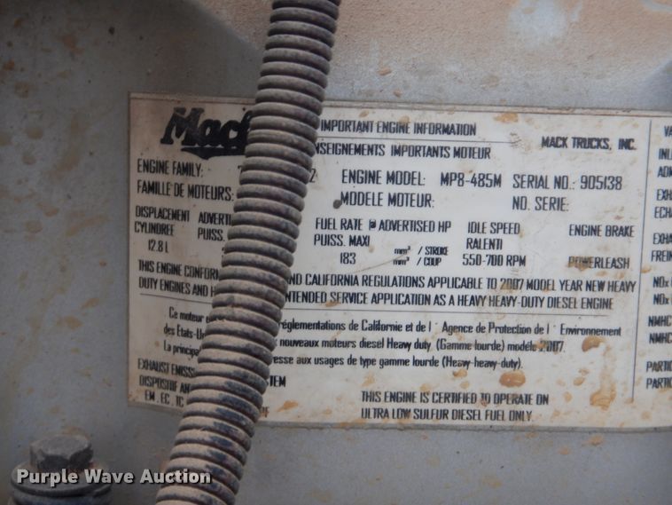 image for item FF9163 2008 Mack GU713 semi truck