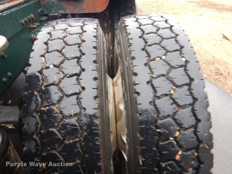 image for item FF9163 2008 Mack GU713 semi truck