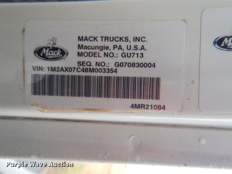 image for item FF9163 2008 Mack GU713 semi truck