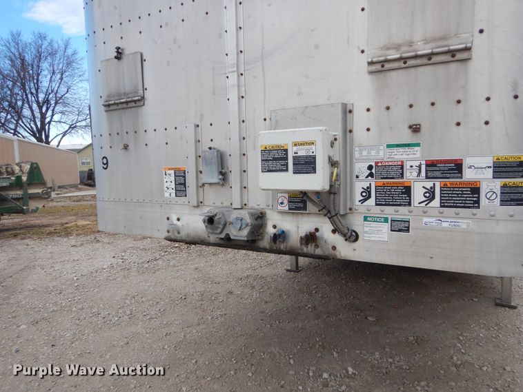 image for item FU9000 2007 Wilson PSDCL-402 livestock trailer