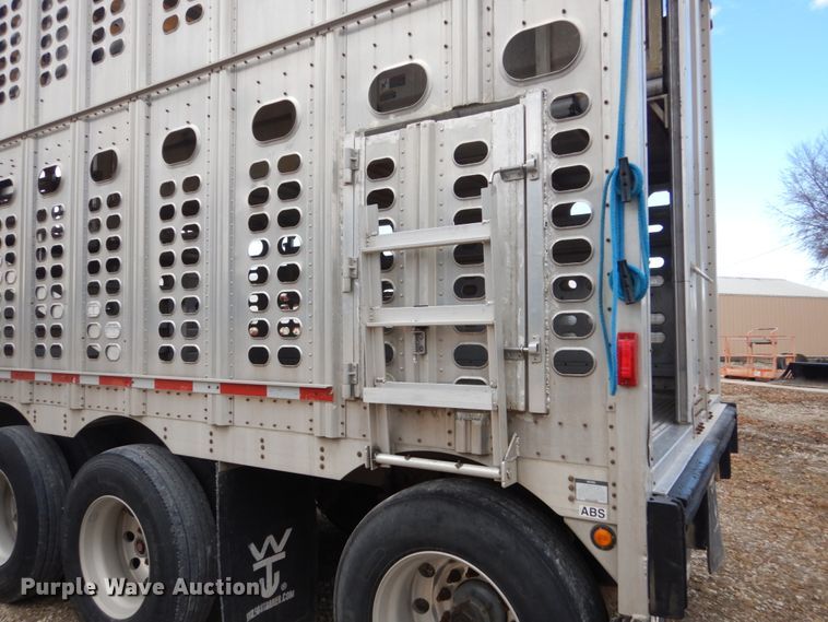 image for item FU9000 2007 Wilson PSDCL-402 livestock trailer