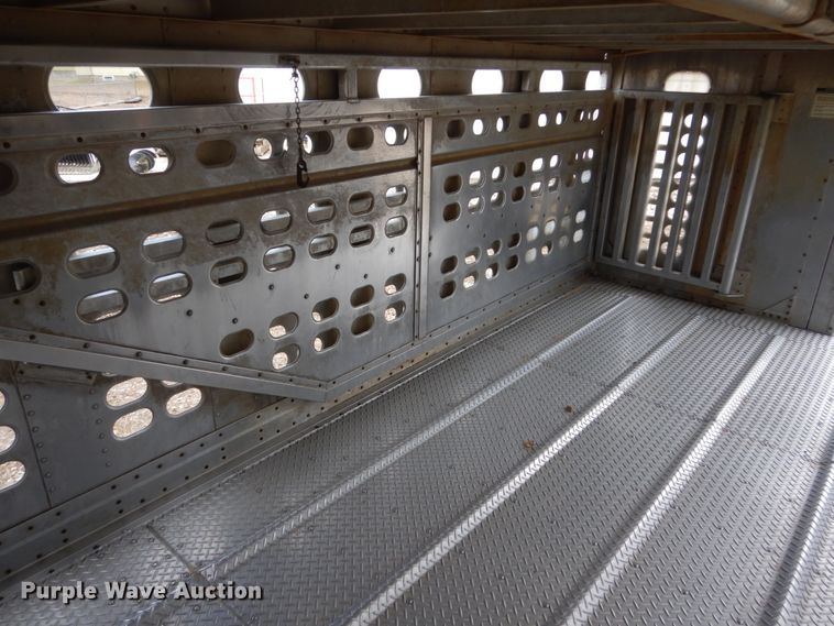 image for item FU9000 2007 Wilson PSDCL-402 livestock trailer