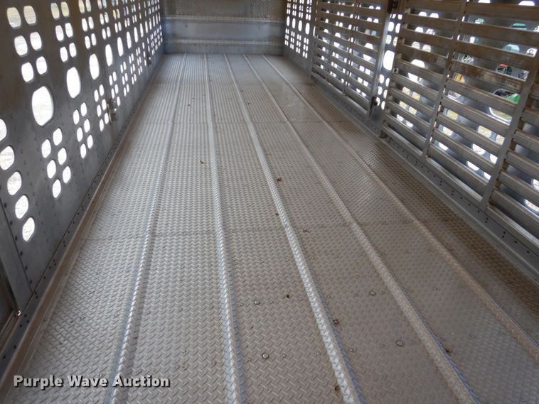 image for item FU9000 2007 Wilson PSDCL-402 livestock trailer