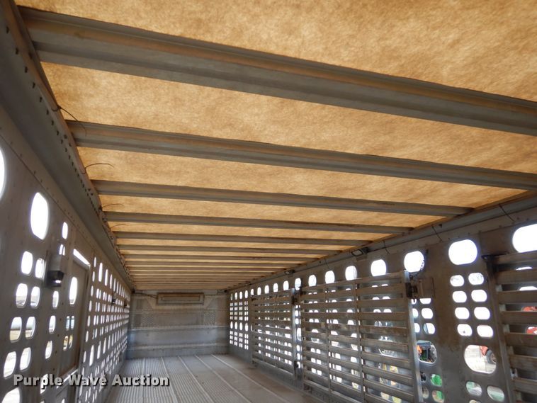 image for item FU9000 2007 Wilson PSDCL-402 livestock trailer