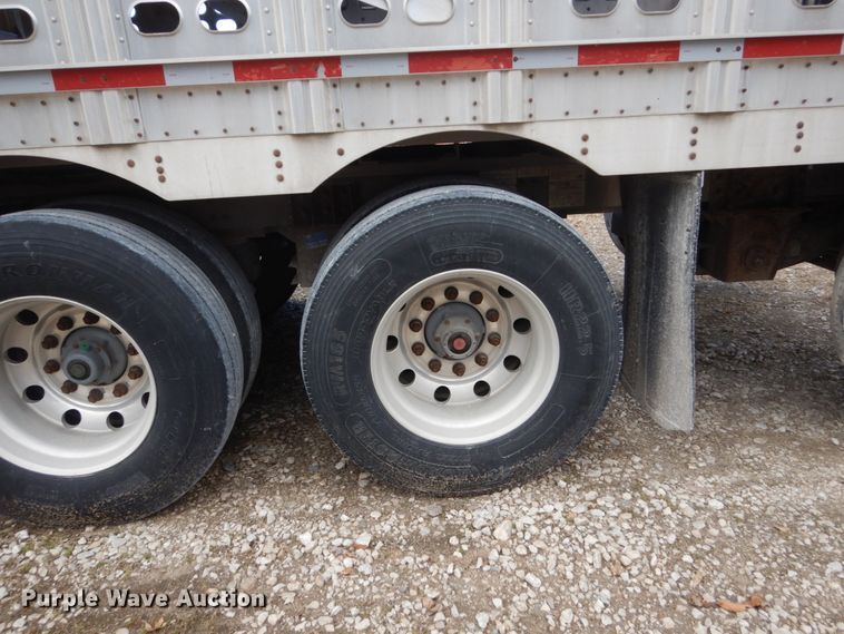 image for item FU9000 2007 Wilson PSDCL-402 livestock trailer