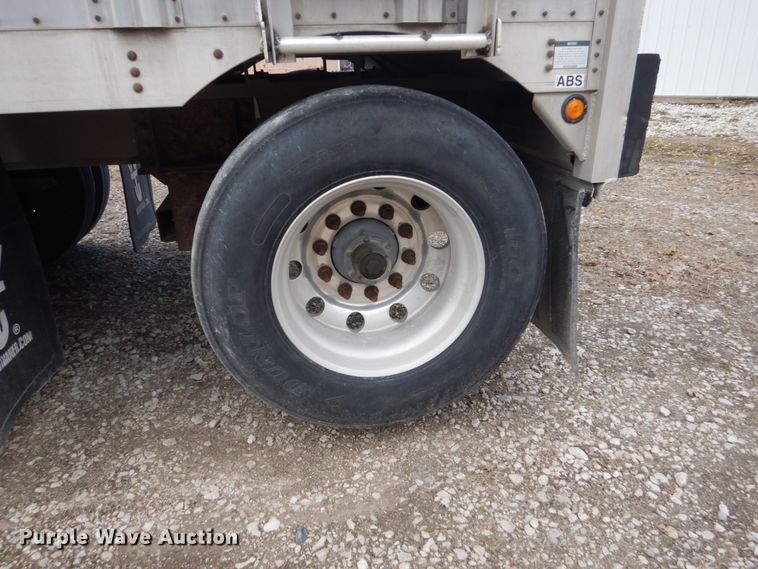 image for item FU9000 2007 Wilson PSDCL-402 livestock trailer