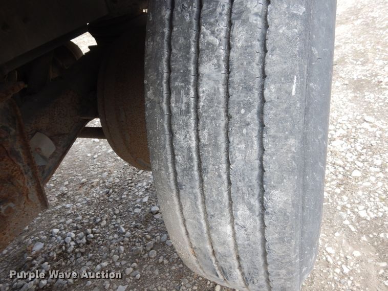 image for item FU9000 2007 Wilson PSDCL-402 livestock trailer