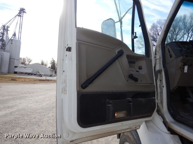 image for item FU9002 2004 Sterling A-Line semi truck