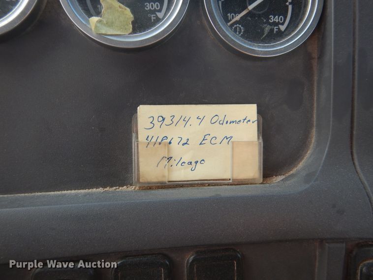 image for item FU9002 2004 Sterling A-Line semi truck