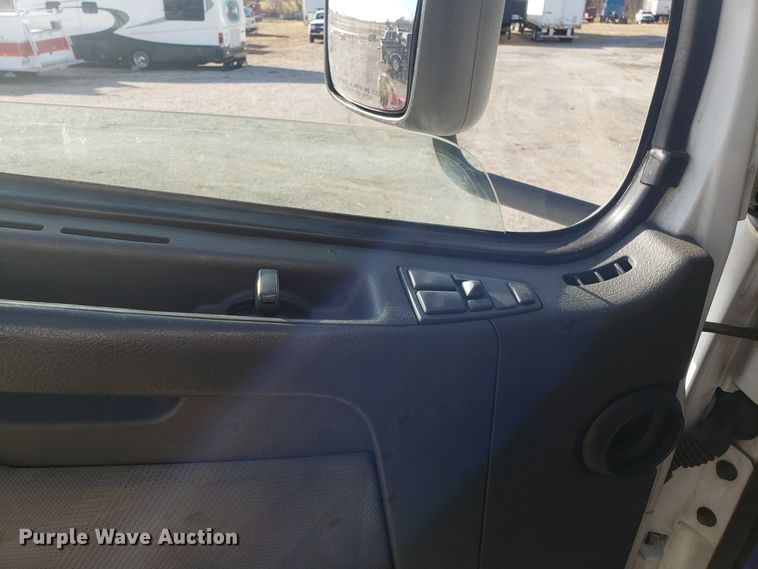 image for item GA9316 2007 Volvo VN semi truck