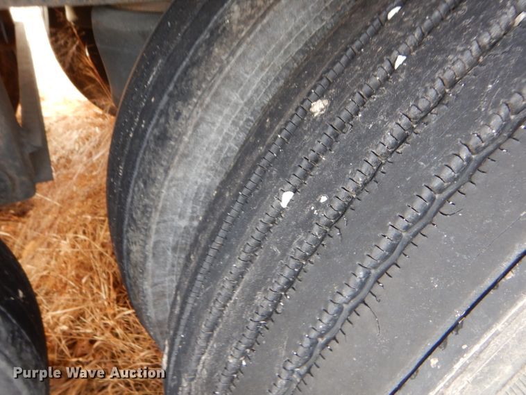 image for item GB9503 2000 Timpte hopper bottom grain trailer