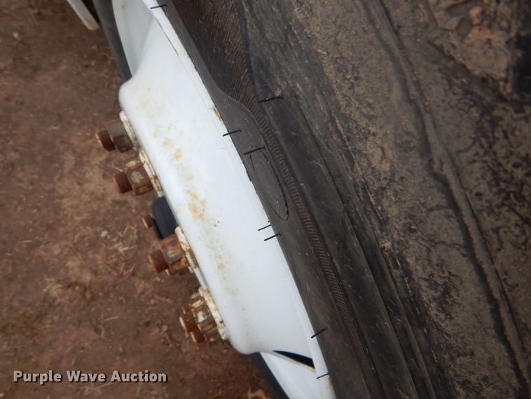 image for item GB9526 2007 Freightliner Columbia semi truck