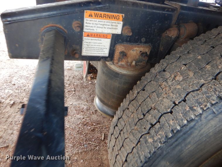 image for item GB9526 2007 Freightliner Columbia semi truck