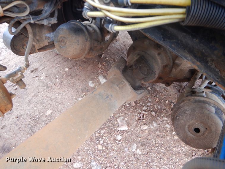 image for item GB9526 2007 Freightliner Columbia semi truck